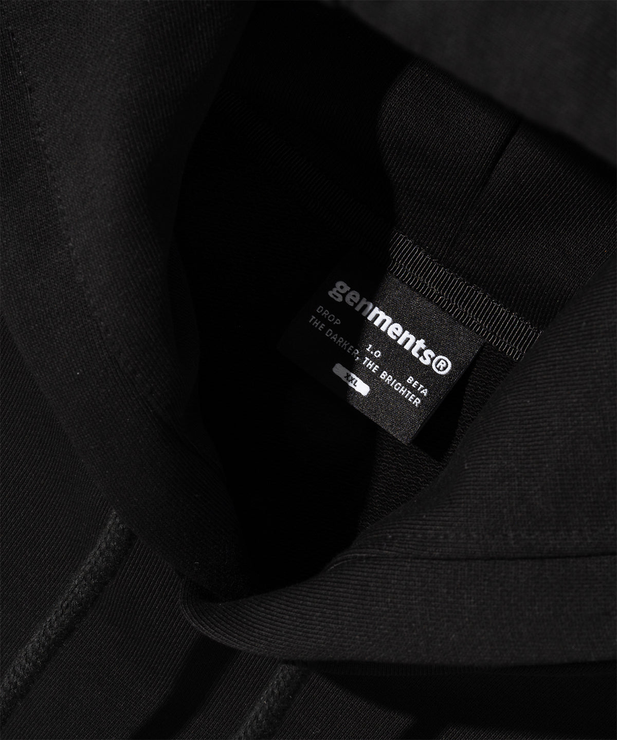 REFLECTIVE PATCH HOODIE BLACK