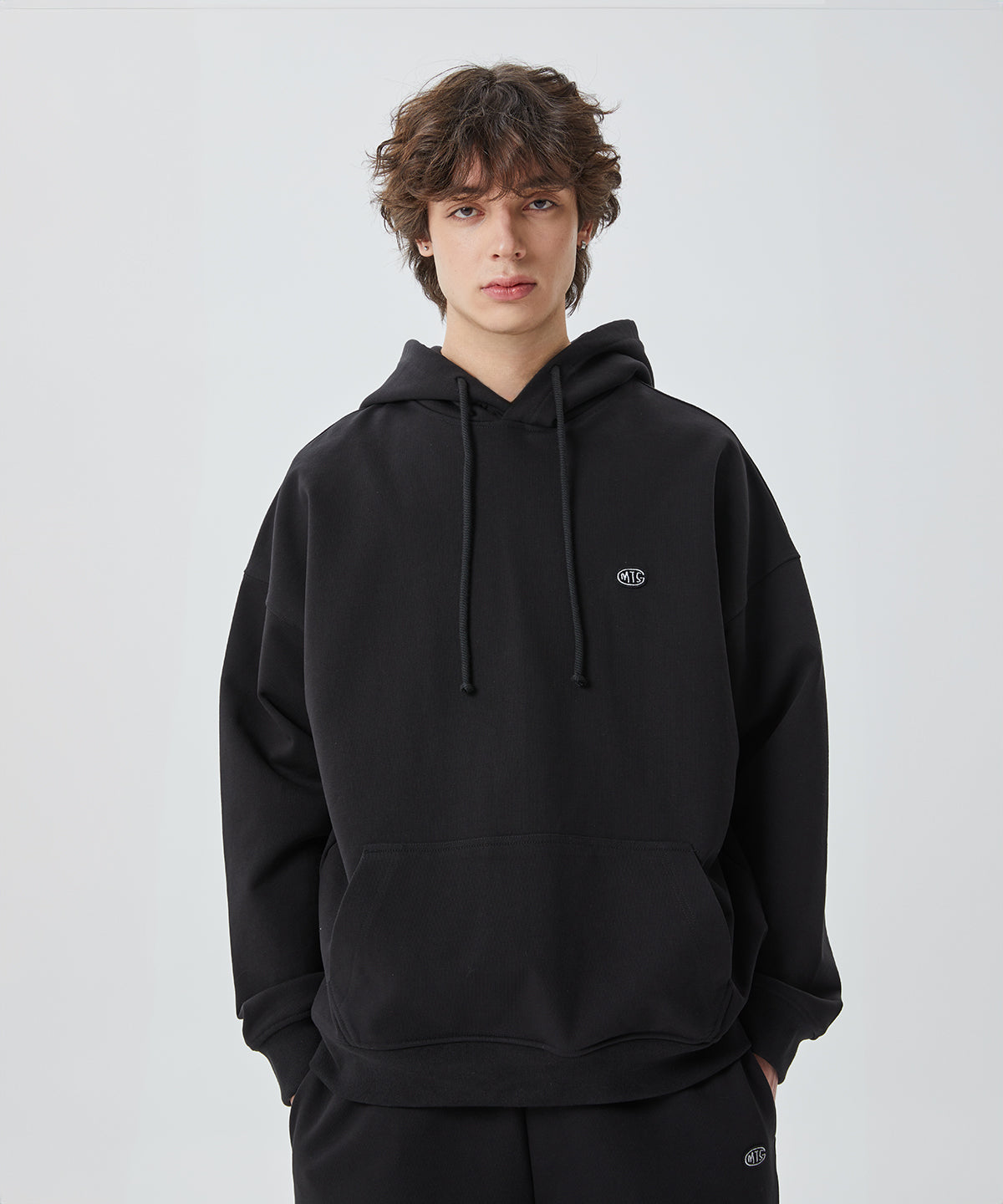 REFLECTIVE PATCH HOODIE BLACK